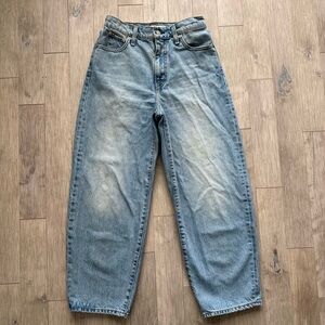 Levi's Balloon Leg Relaxed Fit Jeans 26
